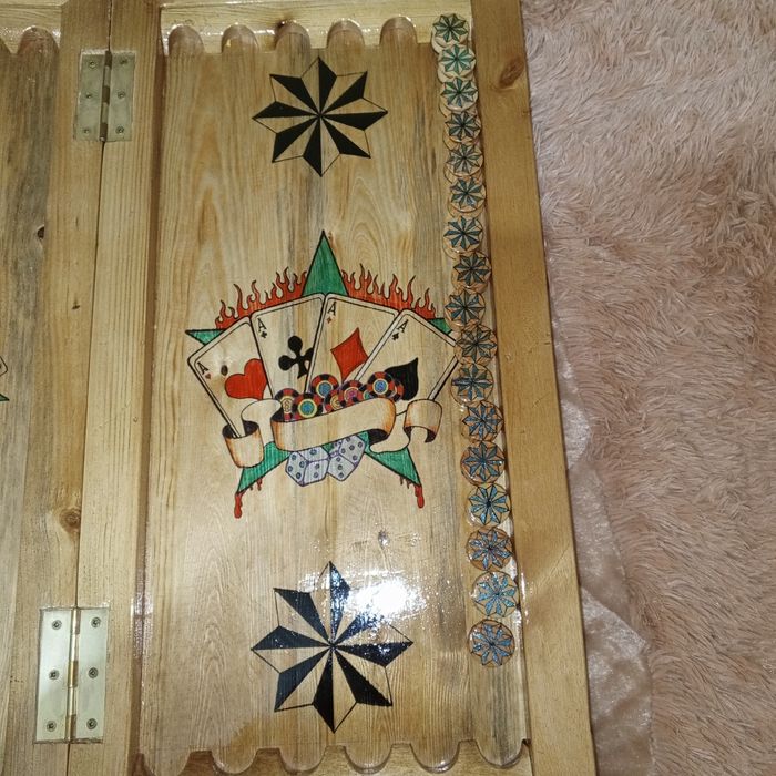 Нарда ёгочдан жуда ажоиб ишланган