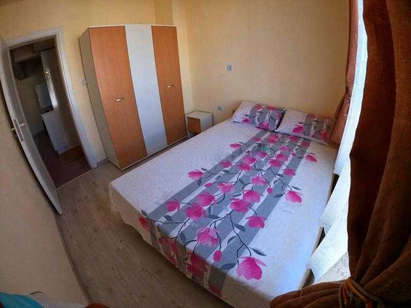 Дава се под наем Двустаен апартамент в Бургас, Меден рудник - зона А - 56 кв.м за 331.5 € - Снимка #3