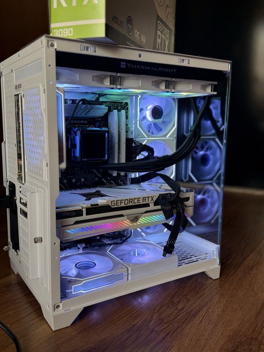 Геймърски компютър/ I9 12900K/Водно/32GB/RTX 3090 24GB/2TB SSD