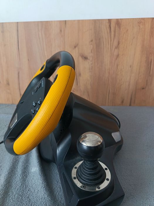 Volan Gaming myria MG7400