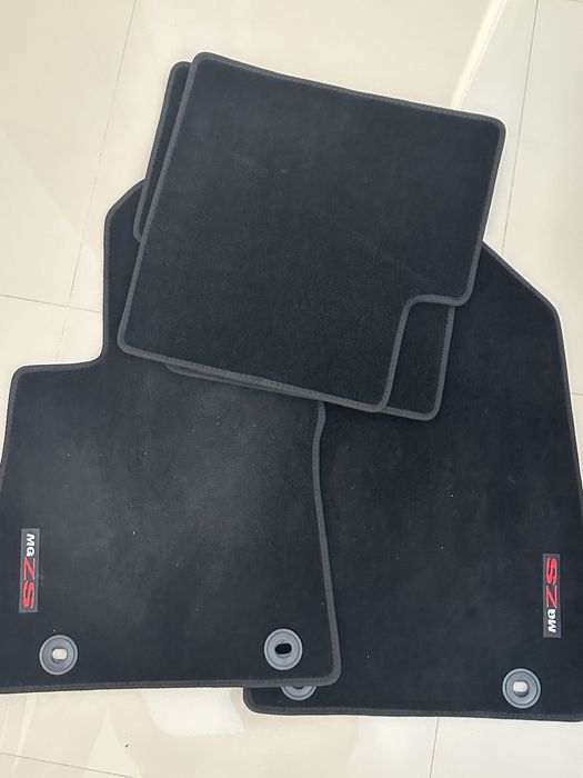 Covorase textile  MG ZS