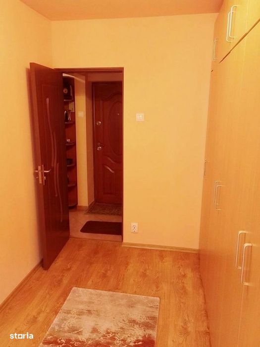 Apartament cu 3 camere de inchiriat zona Mihai Viteazu