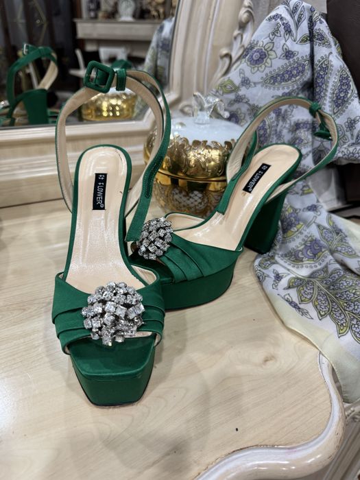 Срочно Вечерные Туфли Оригинал Отдам за Дешево