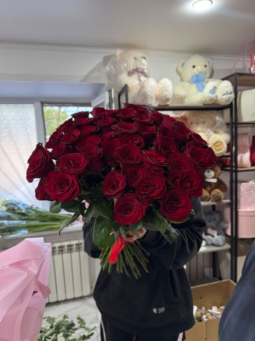 Розы 49 шт свежие