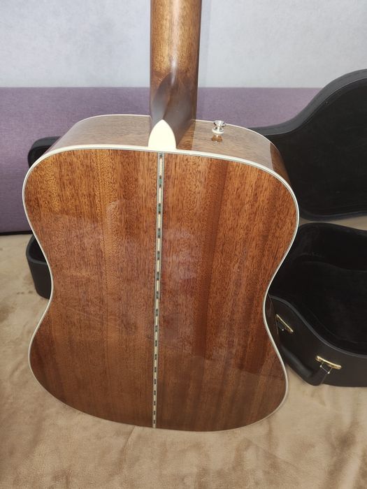 Гитара Fender Paramount