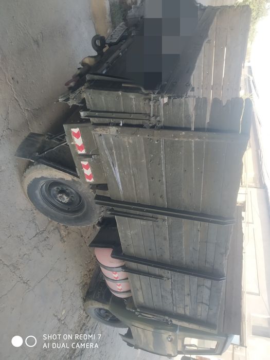 Uaz bartavoʻy 1988yil