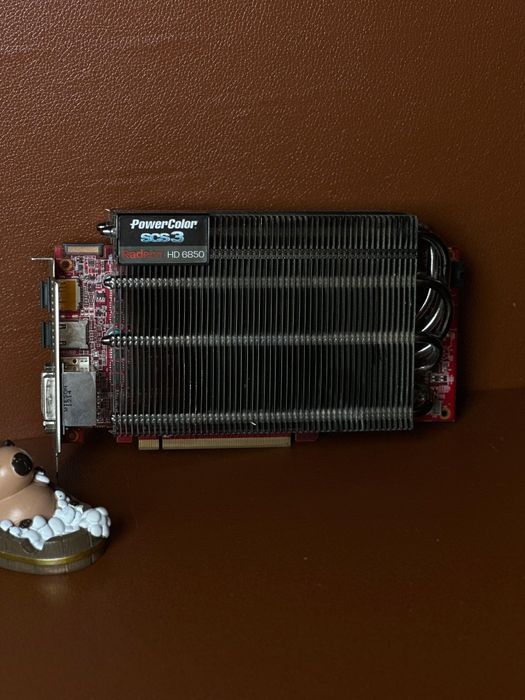 Видеокарта Radeon HD6850 GDDR 5  1 GB
