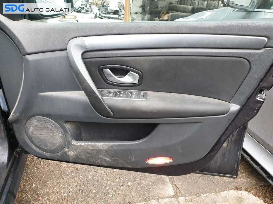 Set Panouri Fete Interioare Usi Portiere Fata Spate Stanga Dreapta Renault Laguna 3 Break Combi 2007 - 2015