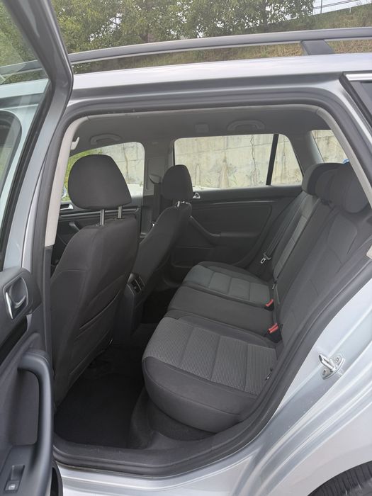 VOLKSWAGEN Golf 2011 — imagine 5