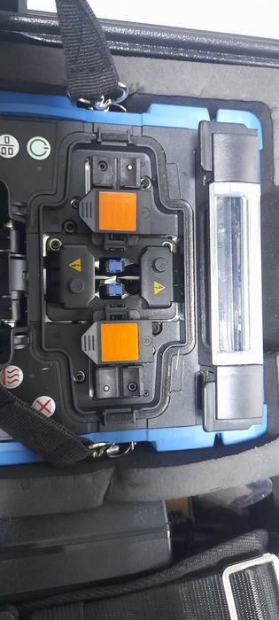 Apară de lipit/sudat fibra optica