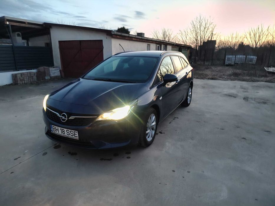 Opel Astra 1.2. benzina an 2020 TVA deductibil