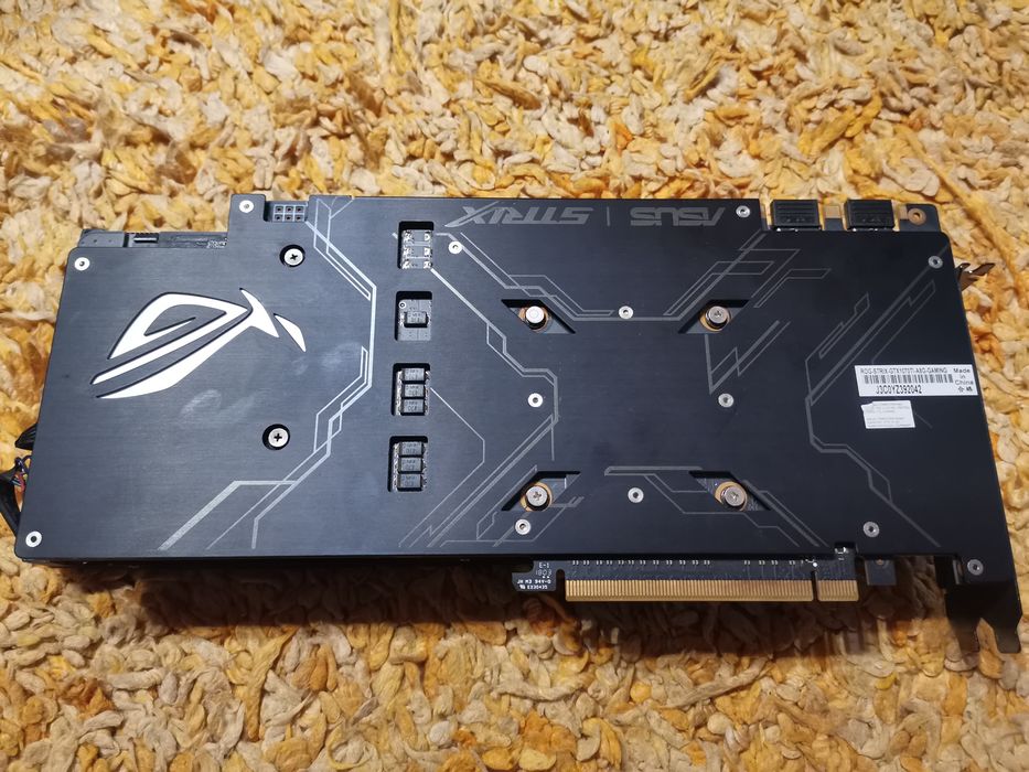 Placă video Gtx1070ti 8gb  Asus ROG Rgb