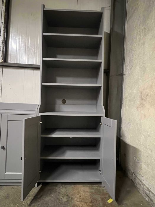 Продава холна секция