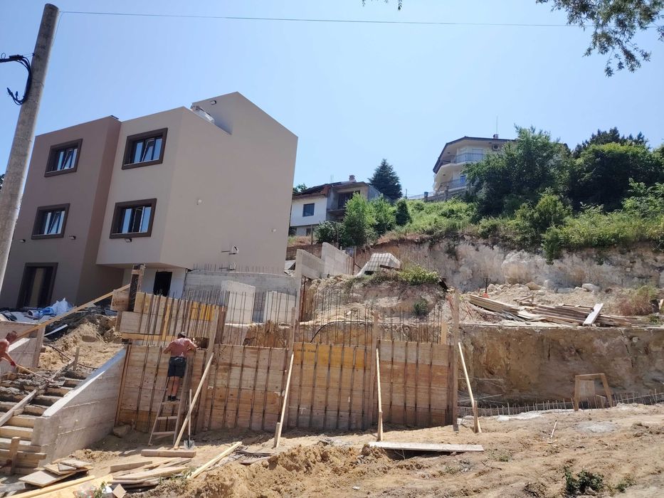 Груб строеж, подпорни стени