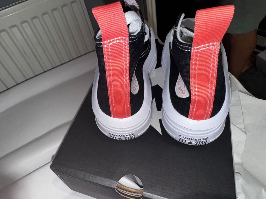 Converse за момиче 27 размер