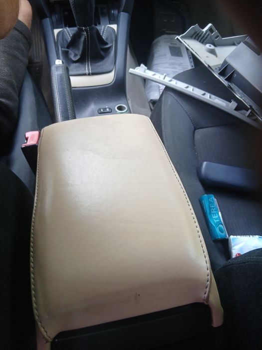 Vand cotiera din piele culoare crem Skoda Octavia 2(2004-2013) fara uzura