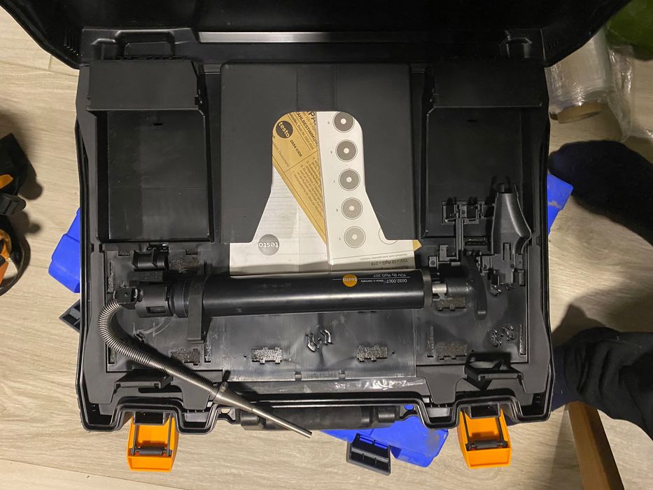 testo 330-2 LL - Analizor de gaze de ardere cu senzori longlife