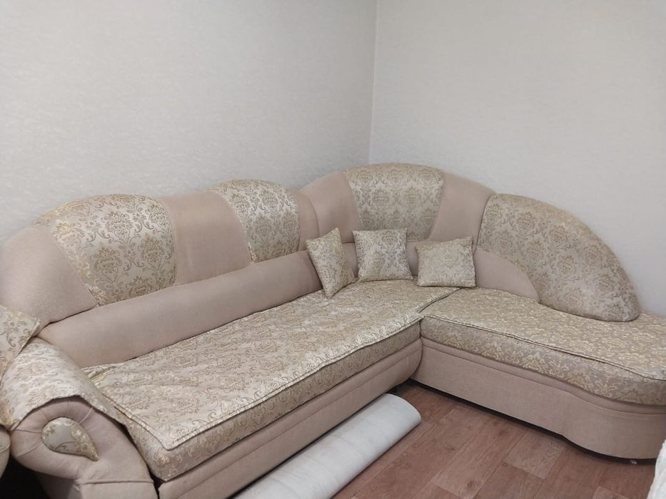 Продам диван  с креслом