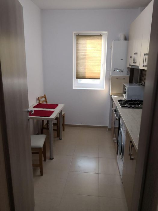 Închiriez apartament 2 camere decomandat  Rotar Park 1)