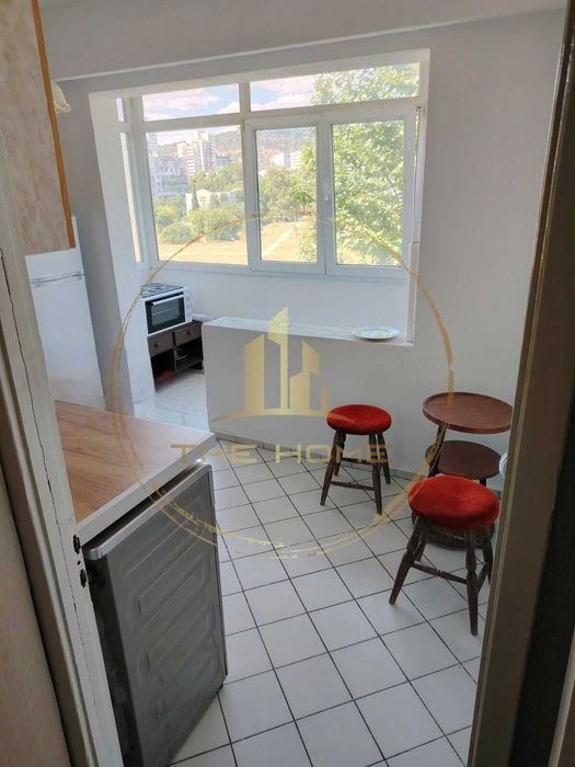 Дава се под наем Двустаен апартамент в Варна, Младост 1 - 75 кв.м за 400 € - Снимка #2