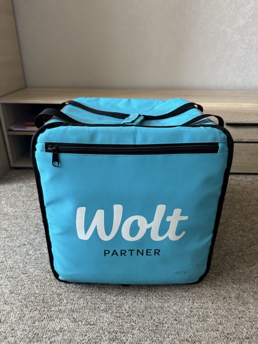 Сумка для курьера Wolt Partner (термосумка) в отличном состоянии
