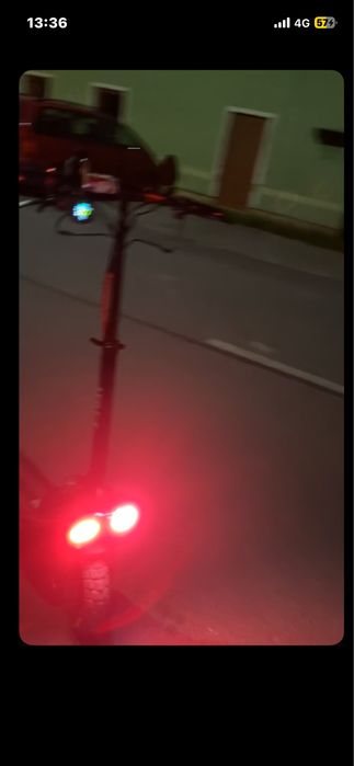 Trotineta electriva mai multe detali in privat