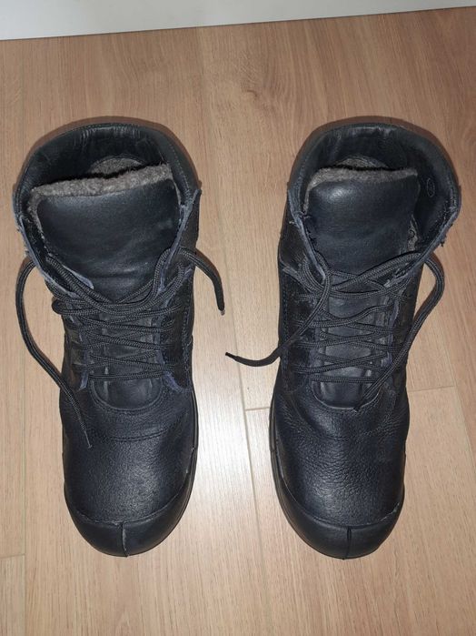 Зимние утепленные ботинки новые
