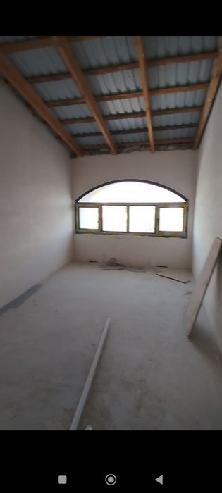 Корасув-3да. 5-хона+мансардали янги курилган  квартира сотилади