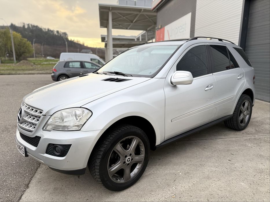 Mercedes-Benz ML 280 CDI 4Matic / Fara Perne / Trapa / Stare ca nou