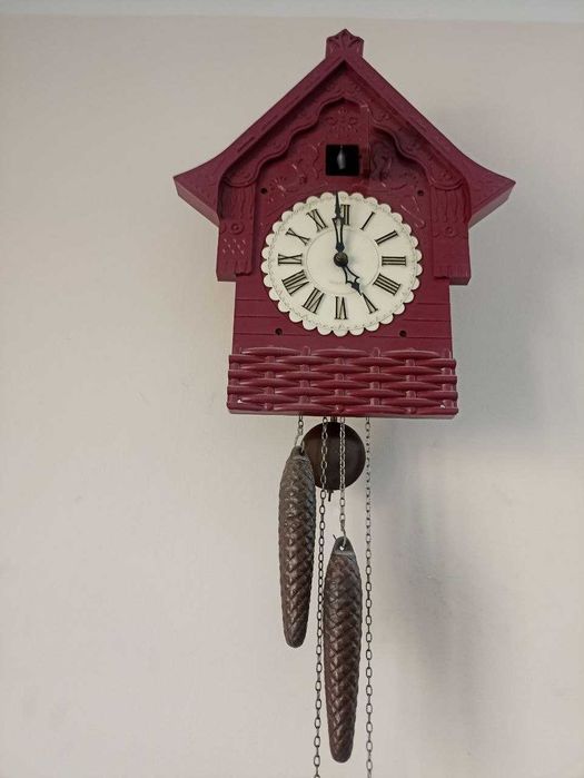 часы настенные кукушка