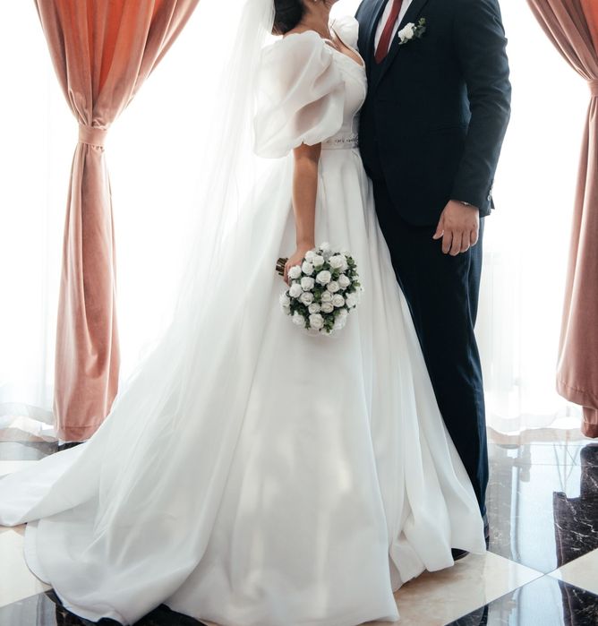 Свадебные платья