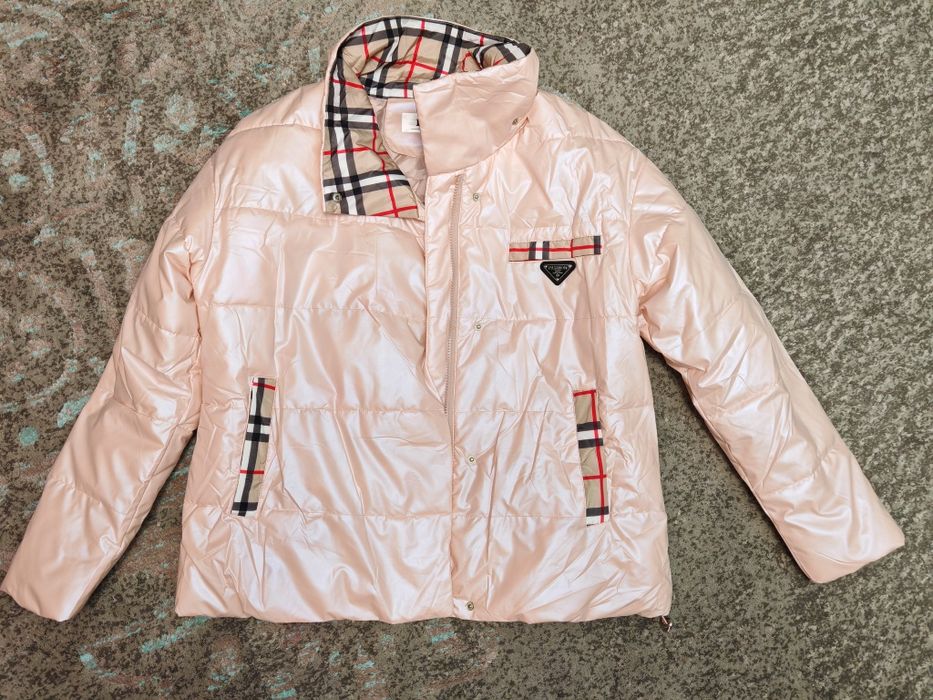 Продам женскую куртку