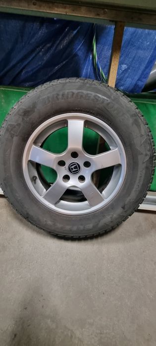 Комплект 16" джанти за Honda със зимни гуми 225/70 R16