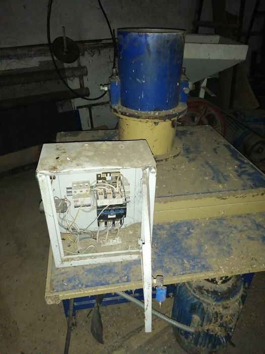 Продам экструдер