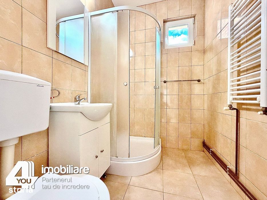 Apartament 3 camere Ineu langa Primarie ,82 mp, cu termotecă — fotografia 3