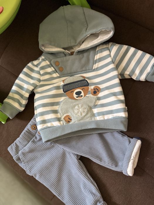 Комплект суичер и джинси окайди okaidi