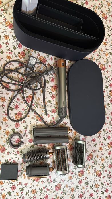 Продам Дайсон в отличном состоянии