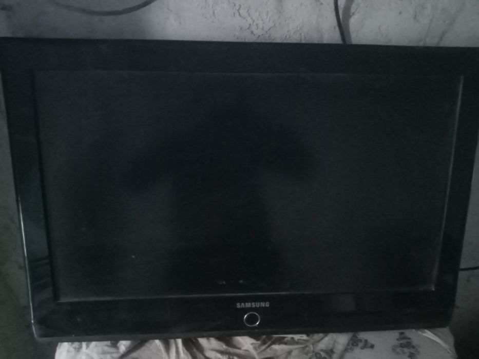 Телевизор самсунг