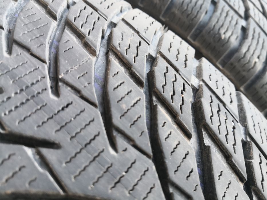 225 55 17 цола гуми като nokian dot 22  4 броя