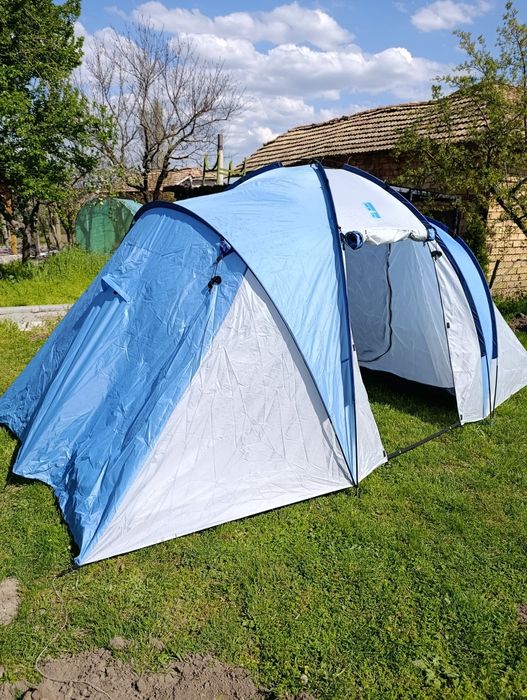 Четириместна двуслойна палатка
