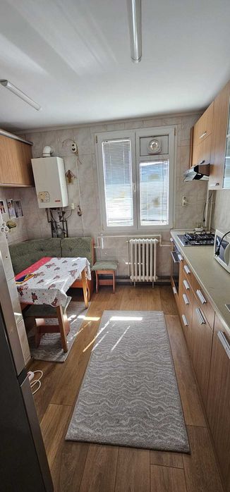 De inchiriat apartament 4 camere Prel. Ghencea