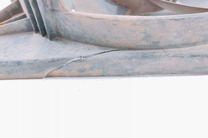 Electroventilator racire Cu defect 8240124 Fiat Punto a 2-a generatie