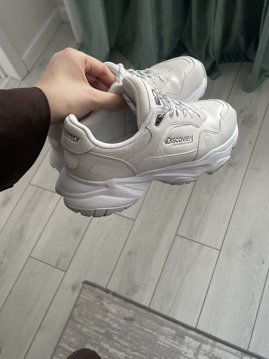 Кроссовки Discovery оригинал, 40размер