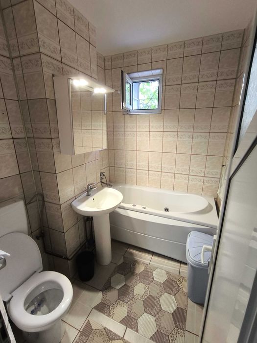 Apartament cu 3 camere, Mircea cel Bătrân, 600€ negociabil