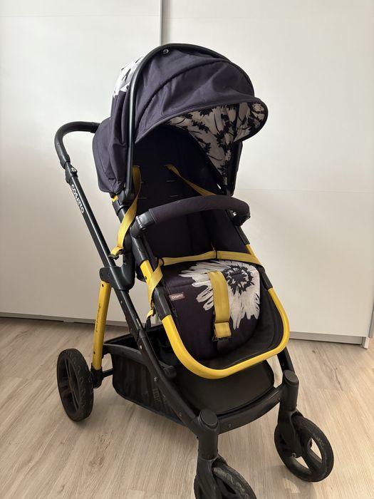 Cosatto детска / бебешка количка с три коша и аксесоари