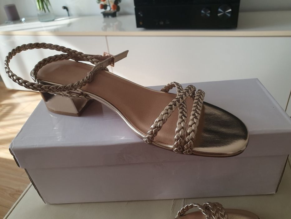 Sandale,  elegante nr. 38