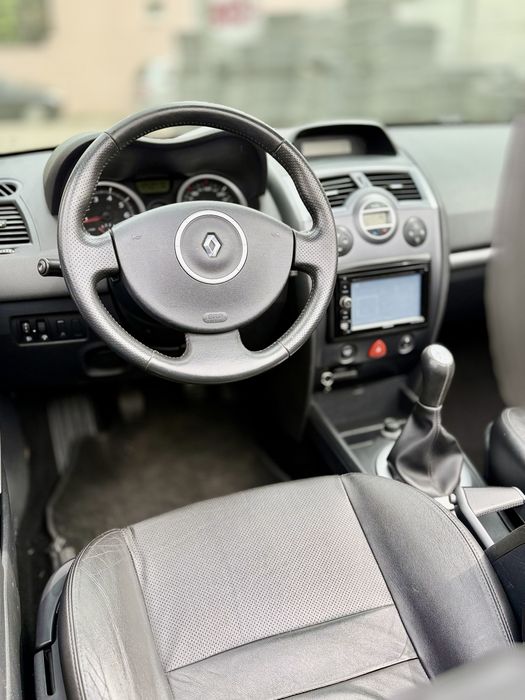 Renault megane cabrio impecabil