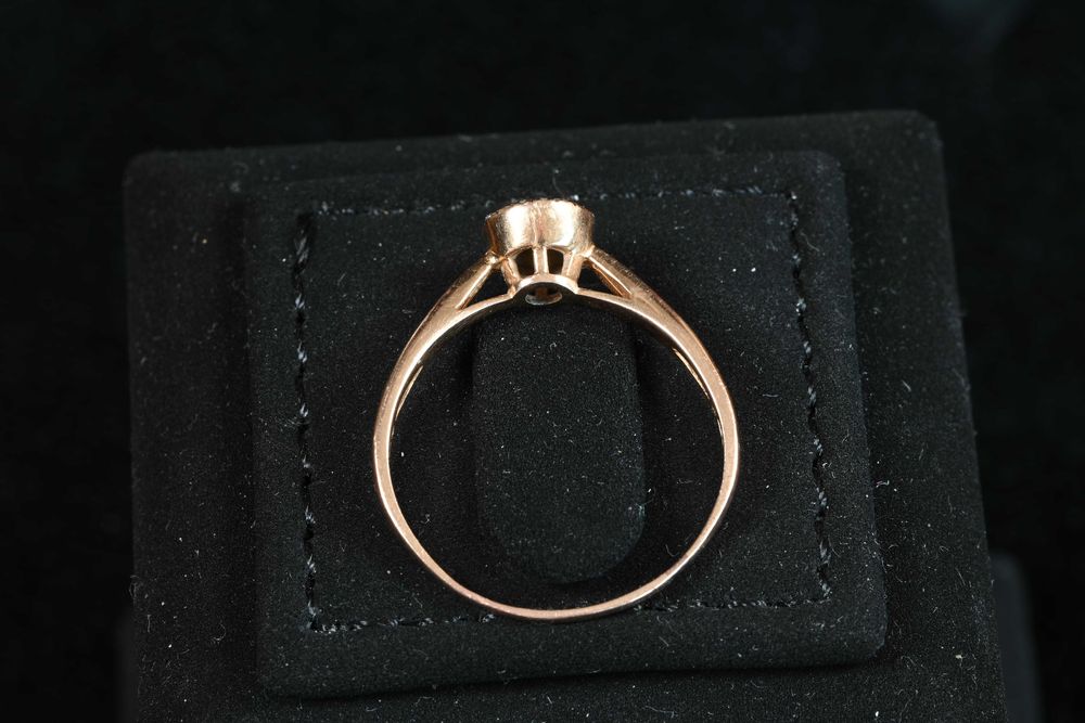 Златен Пръстен Злато 750 (18к) 30 диаманта Рзмер 58