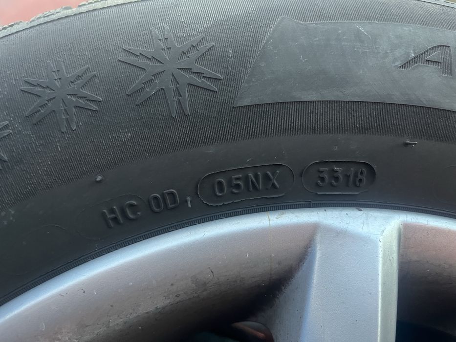 215/65/16 зимни гуми