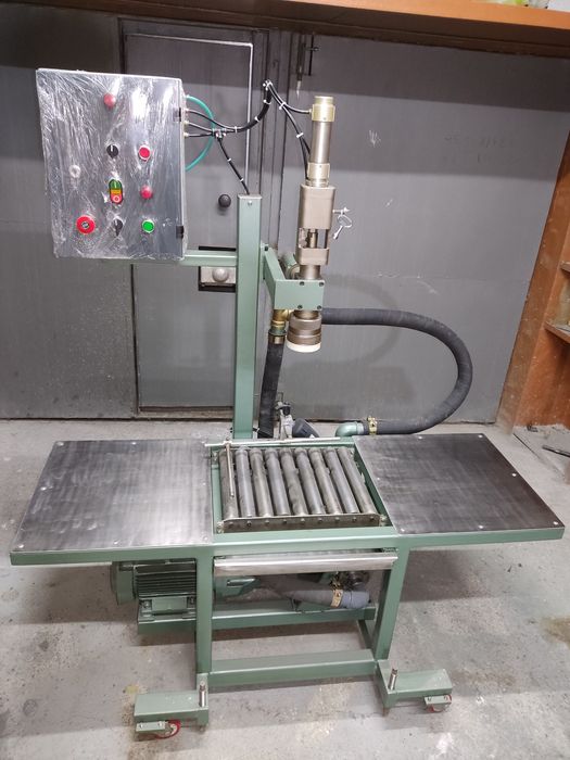 Линия розлива полуавтомат